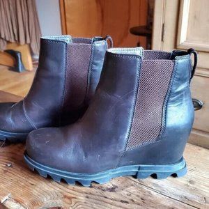 Sorel Joan of Arctic Waterproof Wedge Chelsea Boot, Size 9